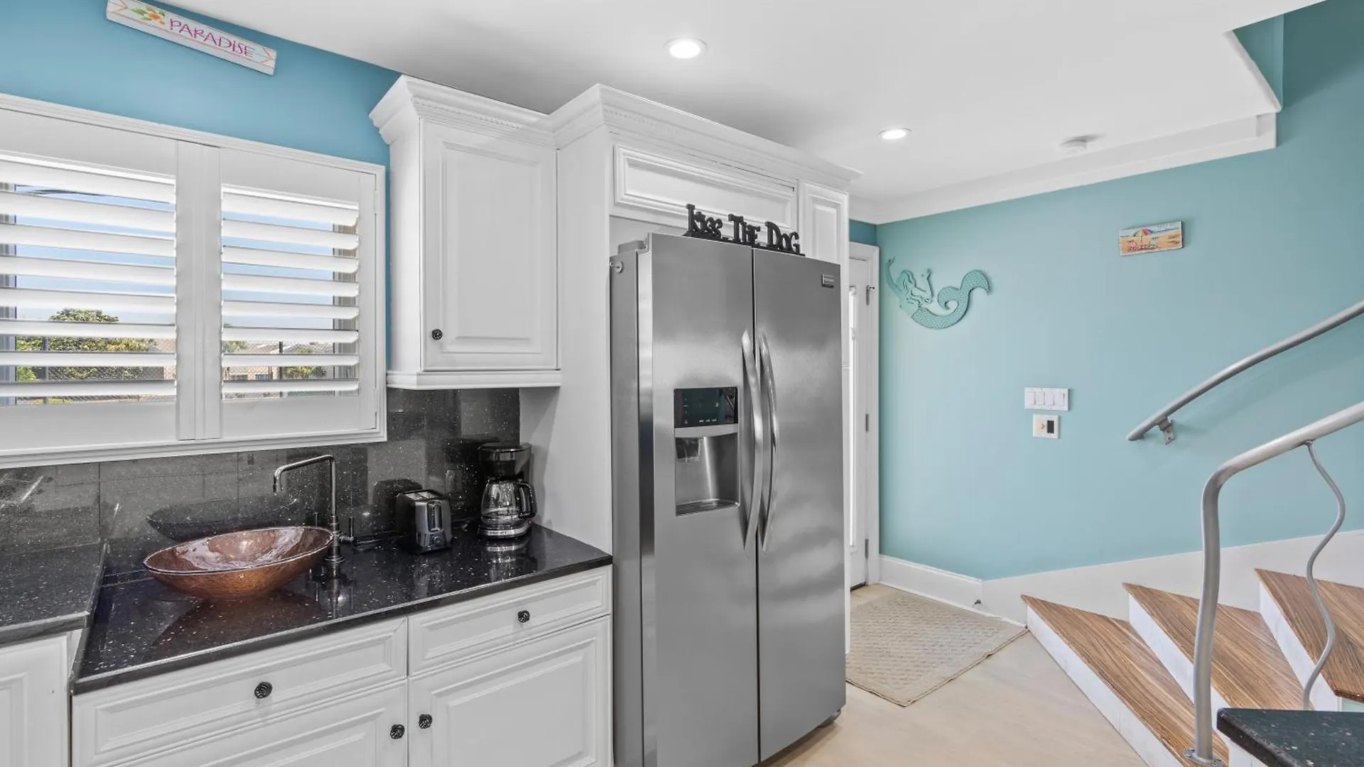 Beach Escape, King Suite, Ocean Views, Pet Friendly Destin Holiday home