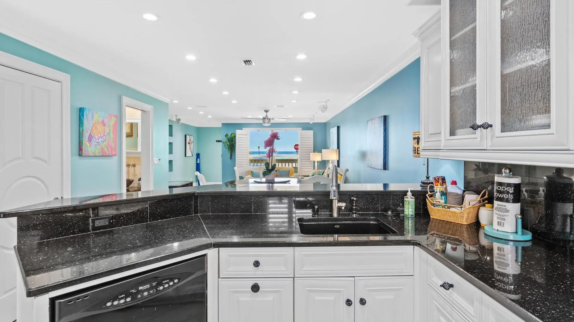 Beach Escape, King Suite, Ocean Views, Pet Friendly Destin 0*,